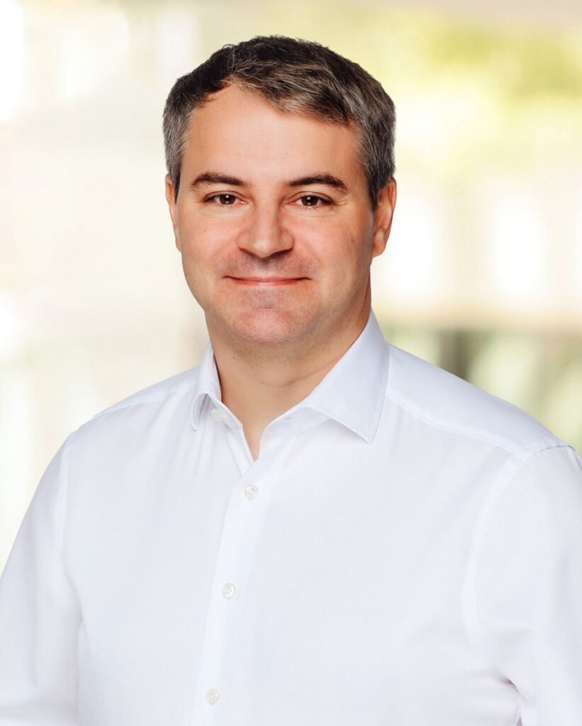 Dr. Markus Dirr